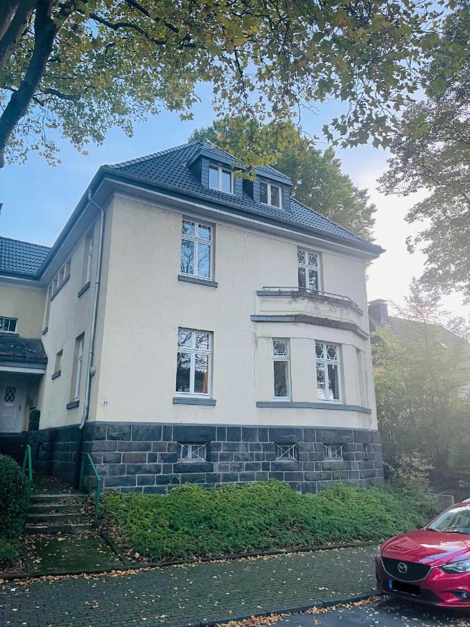 Ruhig-Nespresso-Netflix-Parken-Luxurioes Apartment Wuppertal Bagian luar foto